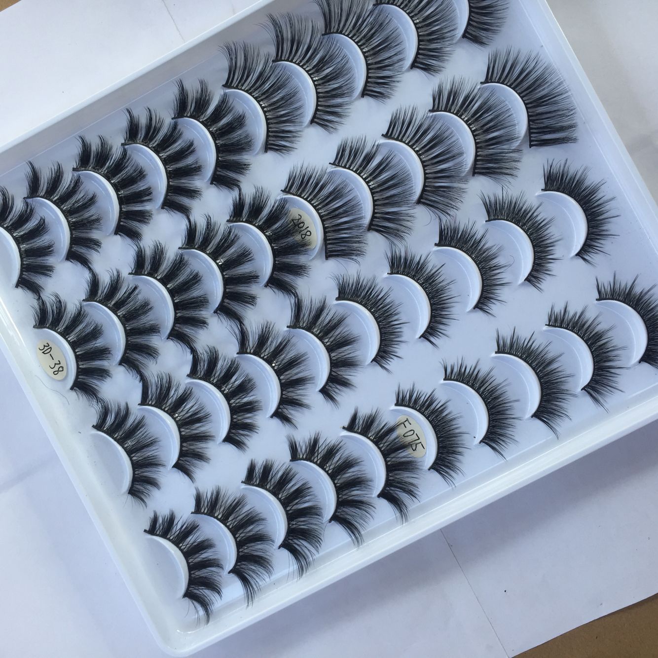 20 Pairs Of False Eyelashes clusters