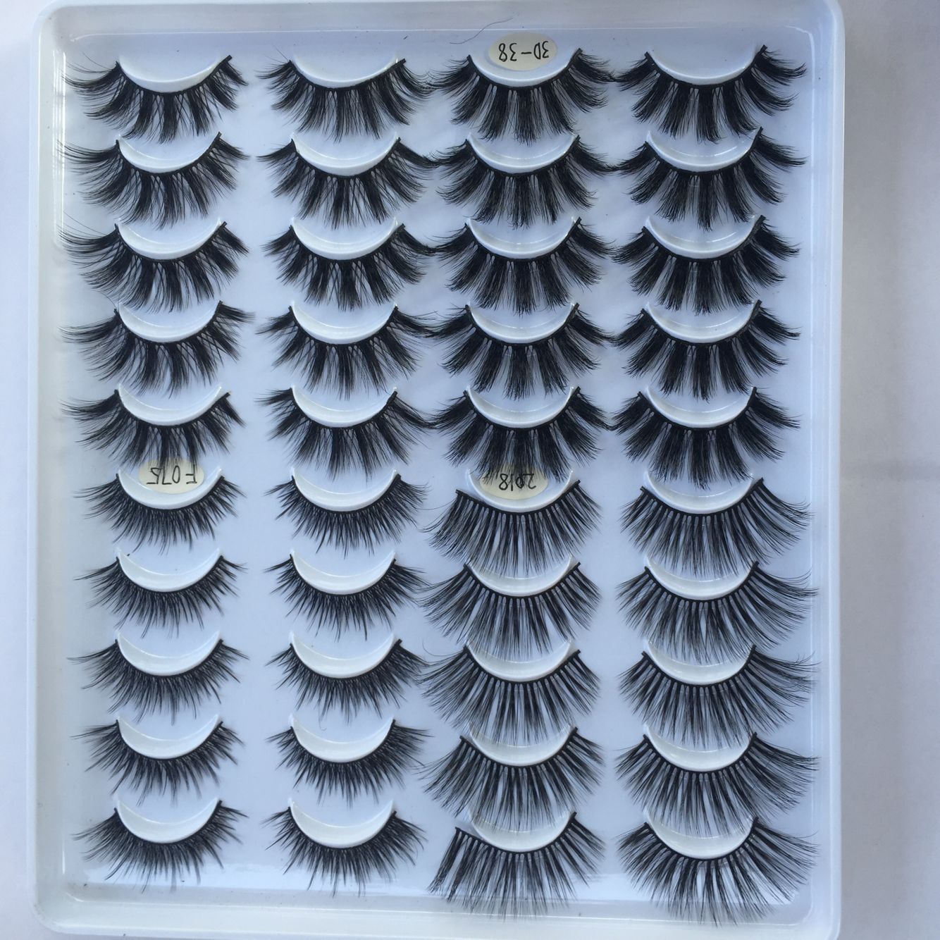 20 Pairs Of False Eyelashes clusters