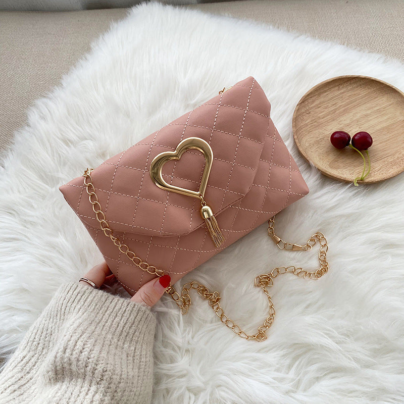 Heart-Shaped Tassel Shoulder Bag